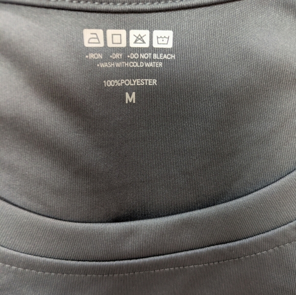 Women's Long-Sleeve Performance Shirt - Gray - Picture 4 of 4